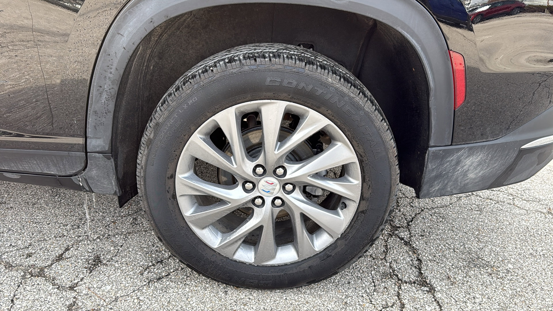 Used 2025 Buick Enclave Preferred image 31