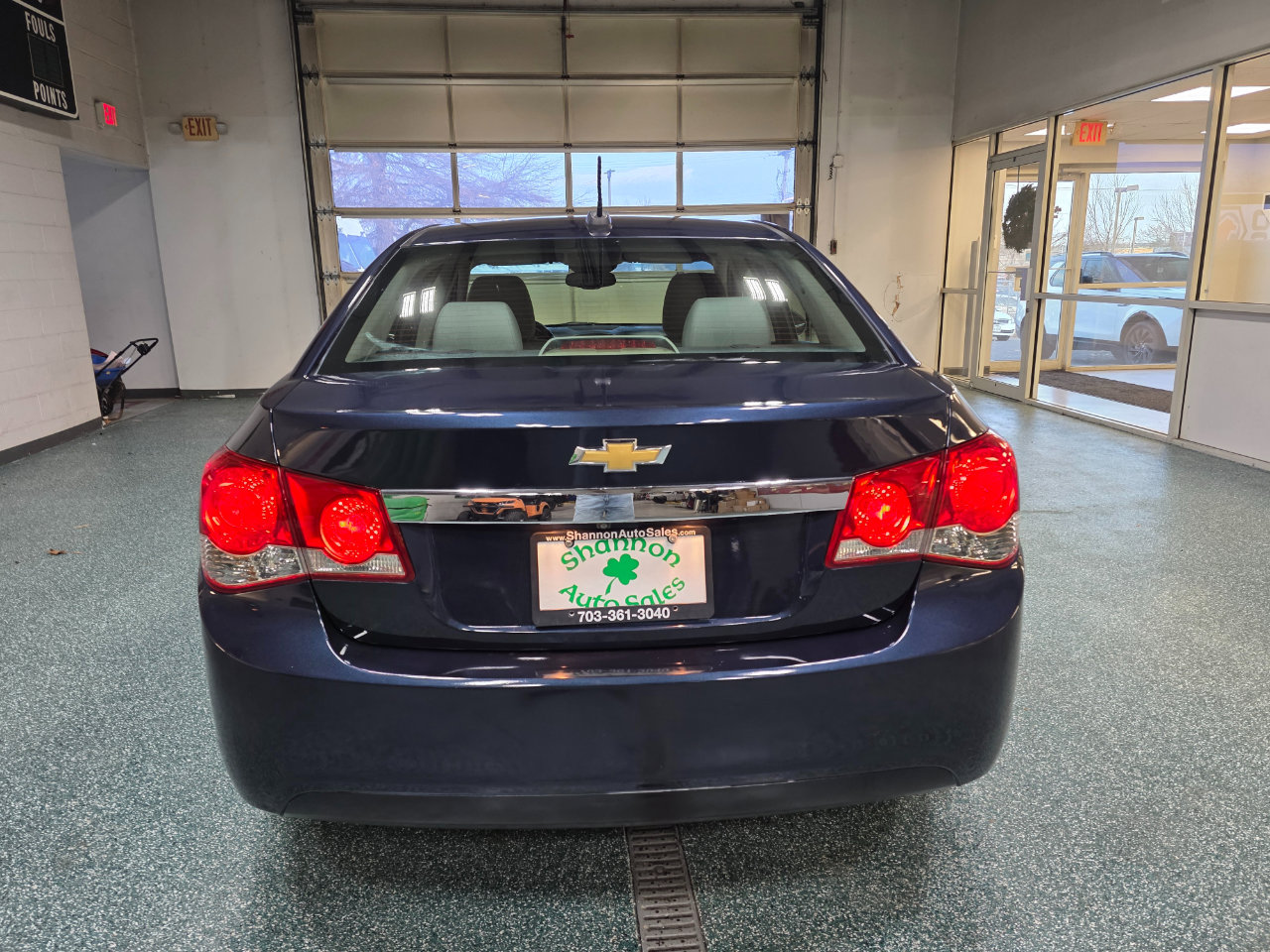 Used 2016 Chevrolet Cruze LT w/ Technology Package image 8