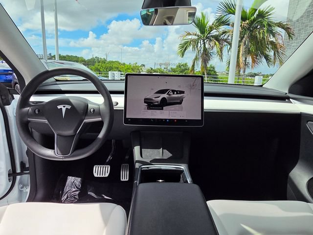Used 2024 Tesla Model Y Performance AWD/4WD image 27