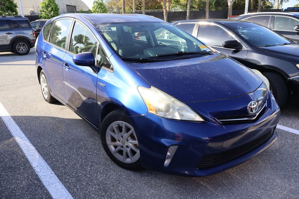 Used 2014 Toyota Prius V Two FWD image 6