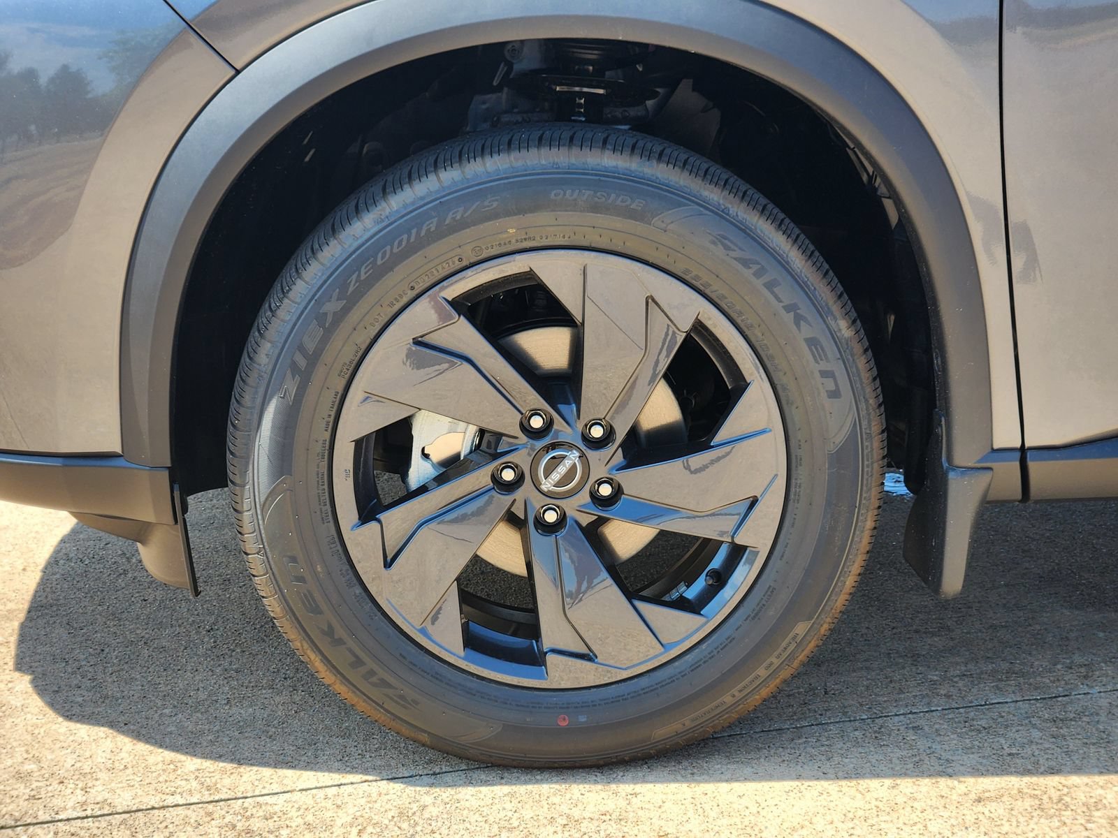 New 2026 Nissan Rogue SV FWD image 11