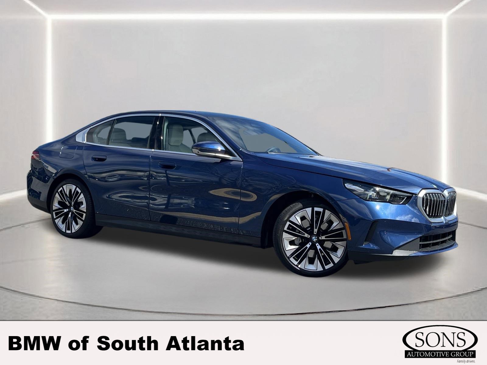 Used 2024 BMW 530i w/ Premium Package image 1