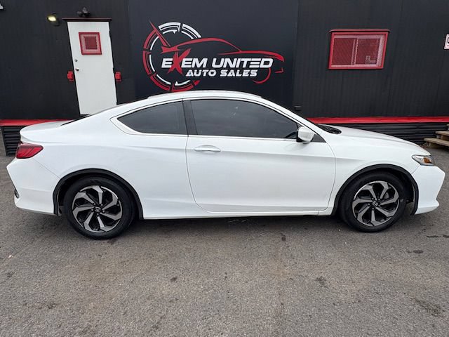 Used 2017 Honda Accord LX-S image 6