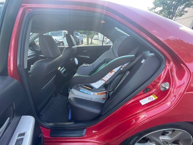 Used 2014 Toyota Camry SE w/ Leather Package FWD image 4