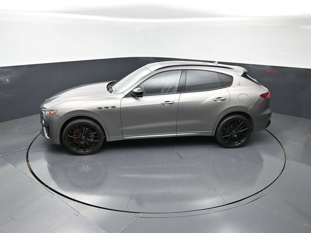 Used 2021 Maserati Levante S AWD/4WD image 17