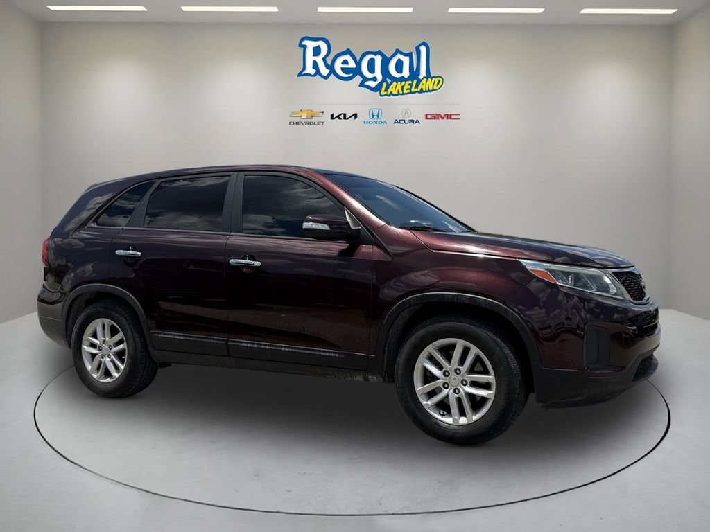 Used 2015 Kia Sorento LX FWD image 1