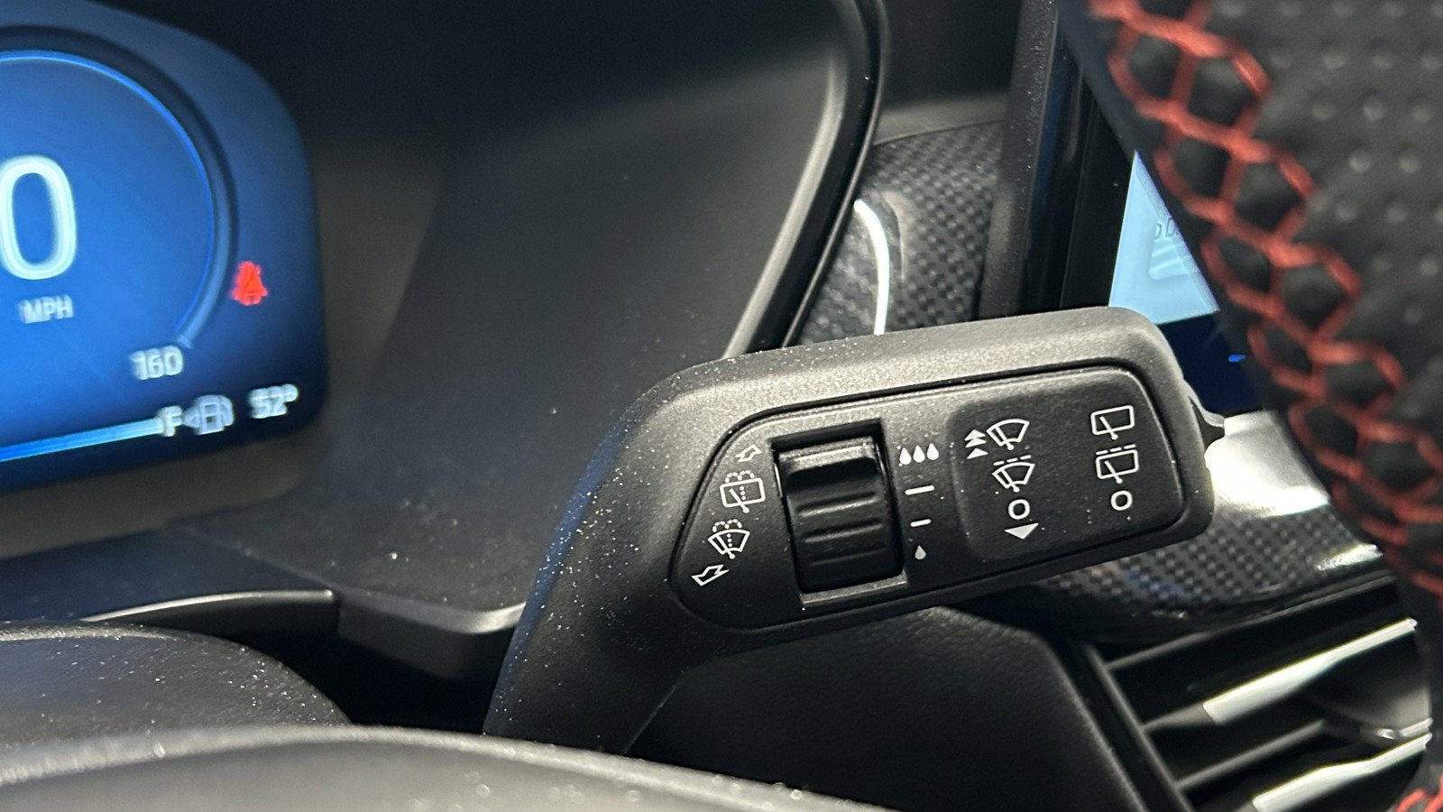 Used 2025 Ford Escape ST-Line Select w/ Tech Pack #2 AWD/4WD image 25