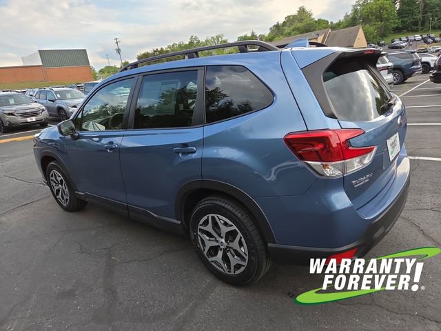 Used 2023 Subaru Forester Premium AWD/4WD image 5