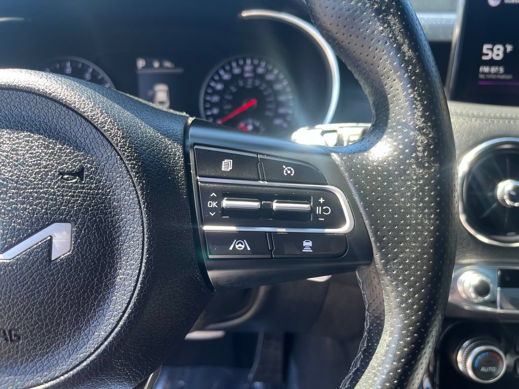 Used 2022 Kia Stinger GT-Line AWD/4WD image 28