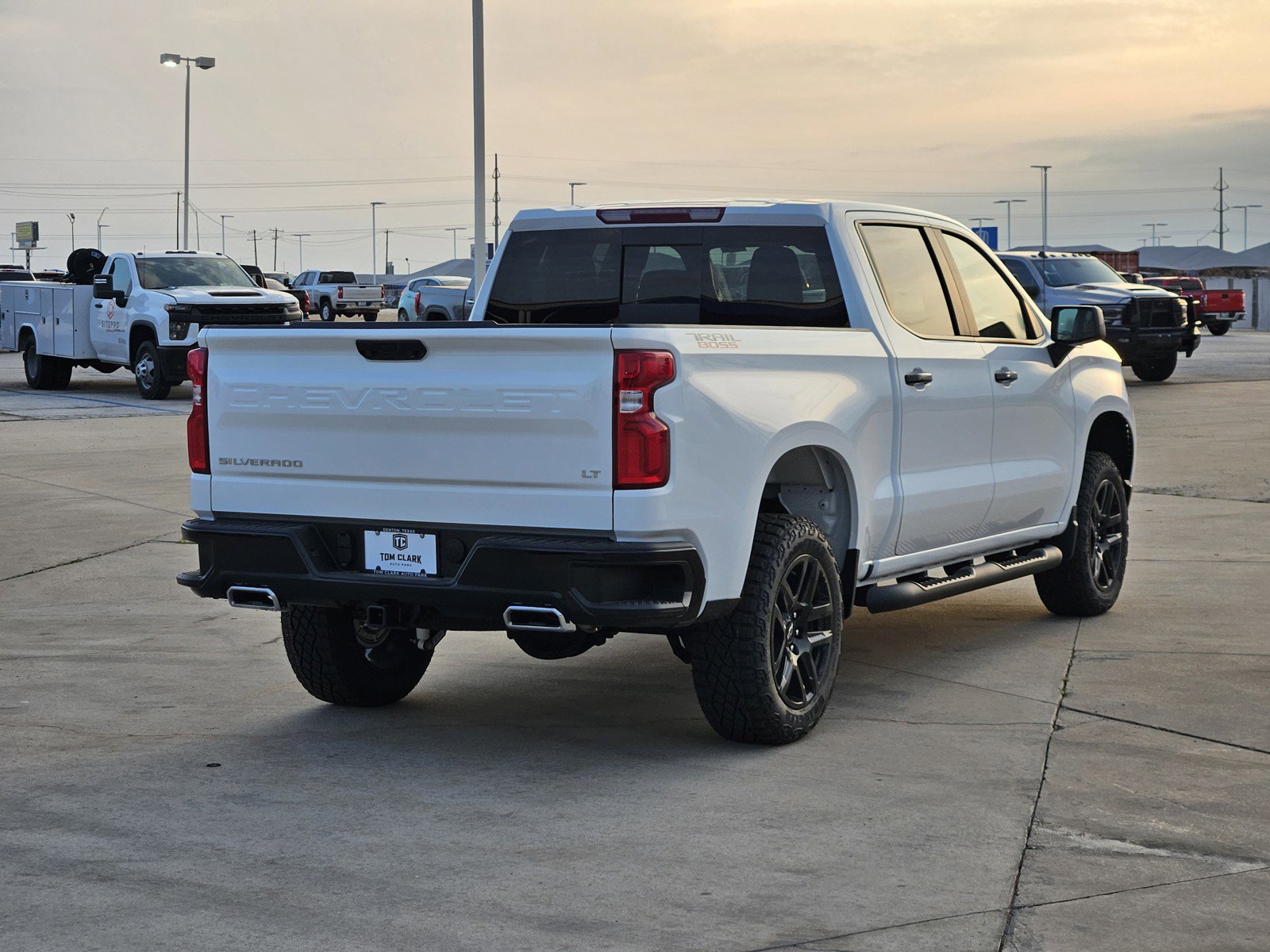 New 2026 Chevrolet Silverado 1500 LT Trail Boss w/ Convenience Package II image 3