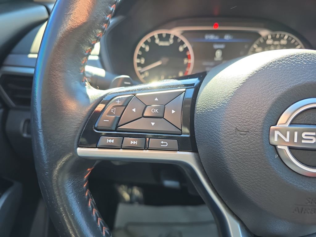 Used 2023 Nissan Altima 2.5 SR image 21