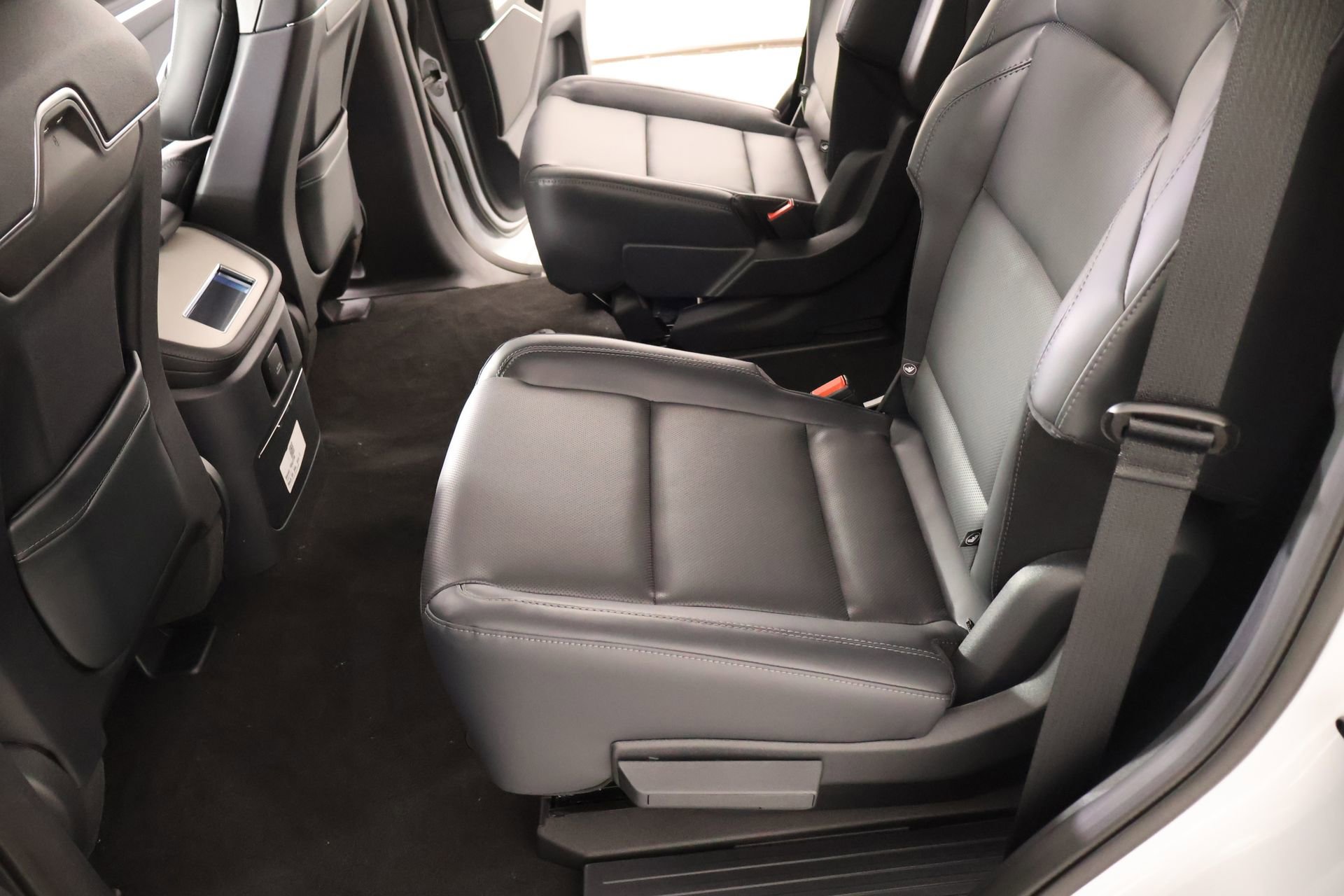 New 2026 Lincoln Navigator Premiere AWD/4WD image 12