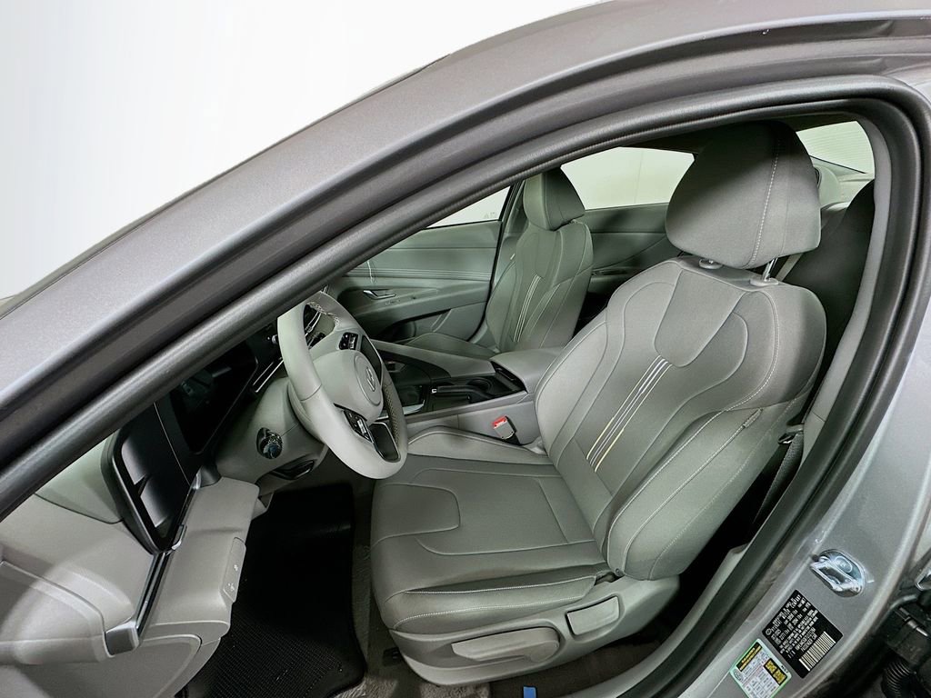 New 2026 Hyundai Elantra Sport image 15