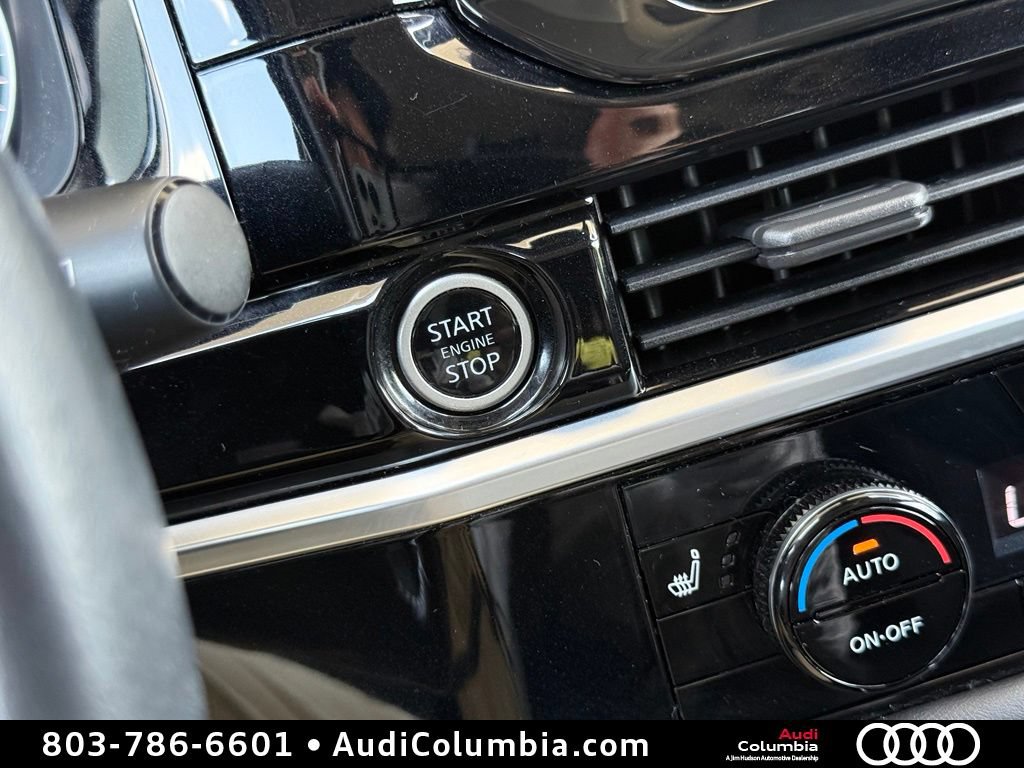 Used 2022 Nissan Pathfinder SV w/ SV Premium Package AWD/4WD image 32