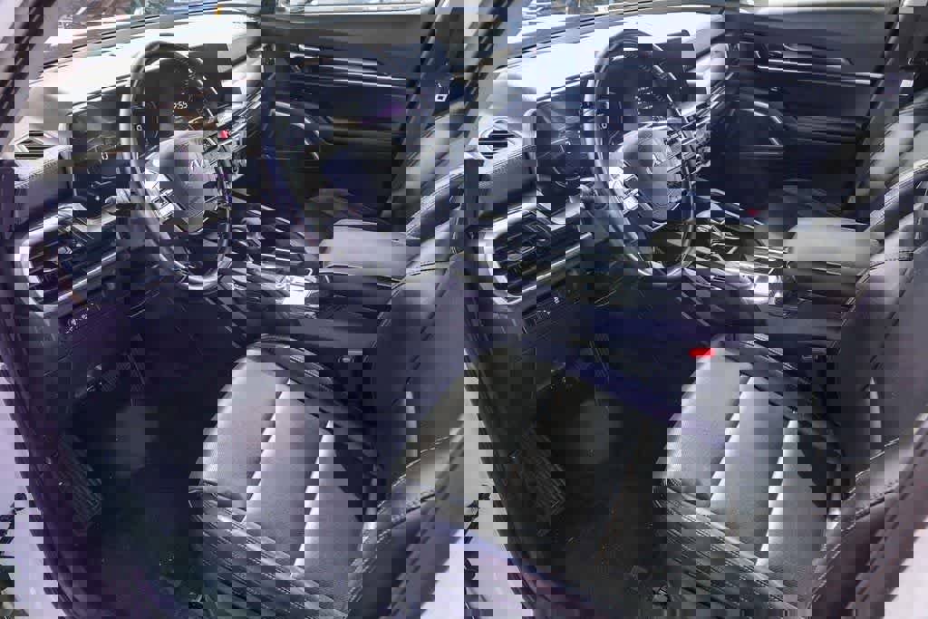 Certified 2023 Kia Telluride LX image 16