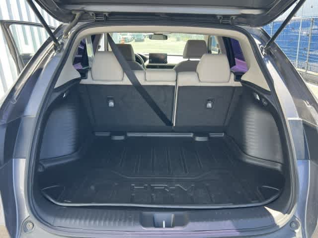 Used 2023 Honda HR-V LX image 11