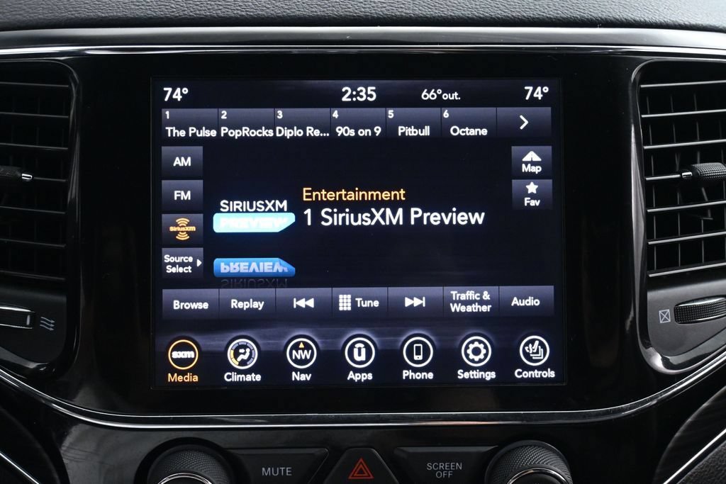 Used 2020 Jeep Grand Cherokee Limited AWD/4WD image 32