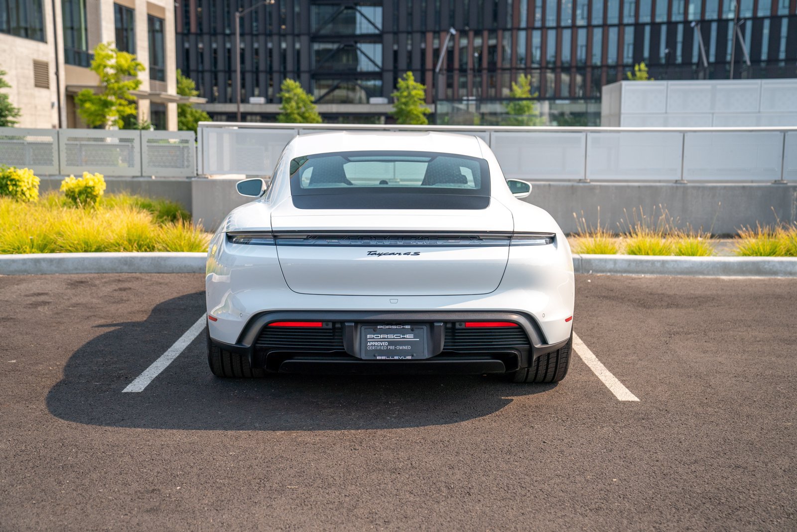 Certified 2025 Porsche Taycan 4S AWD/4WD image 7