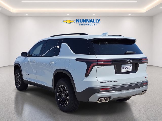 New 2027 Chevrolet Traverse Z71 w/ Enhanced Driving Package AWD/4WD image 3