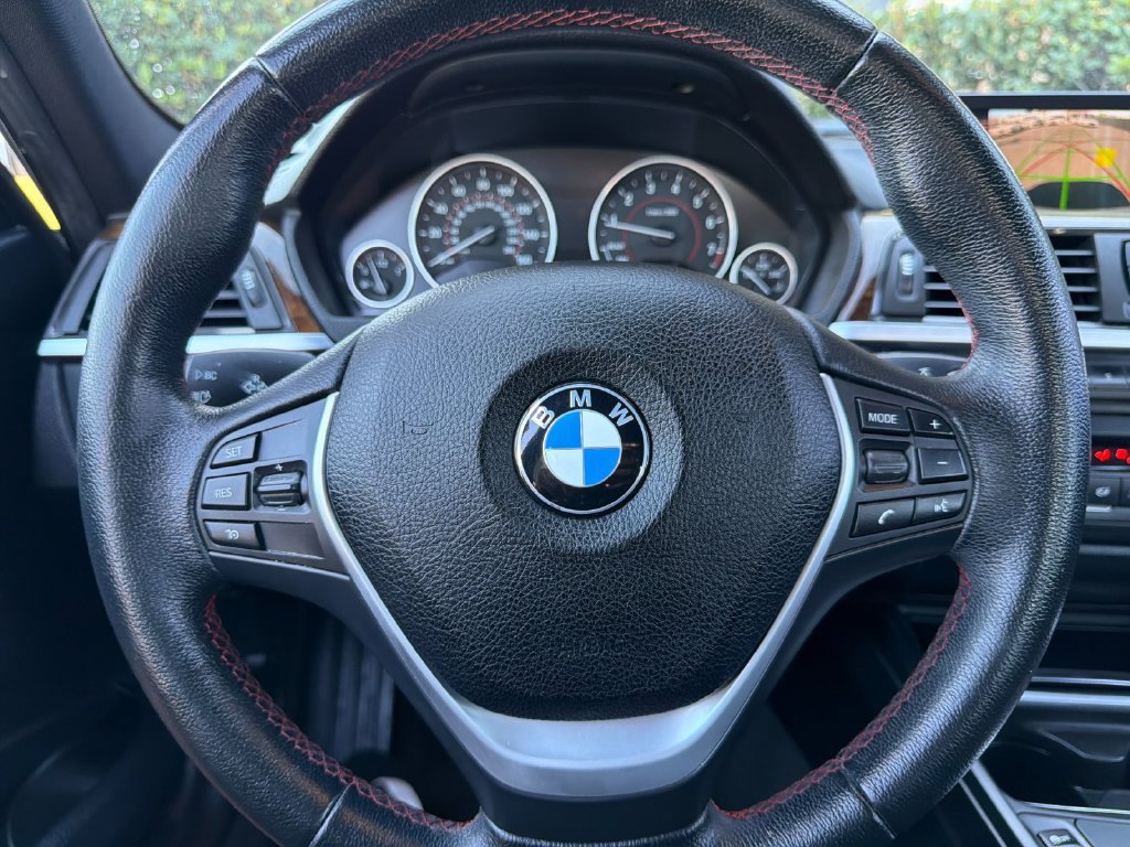 Used 2015 BMW 328i Sedan RWD image 23