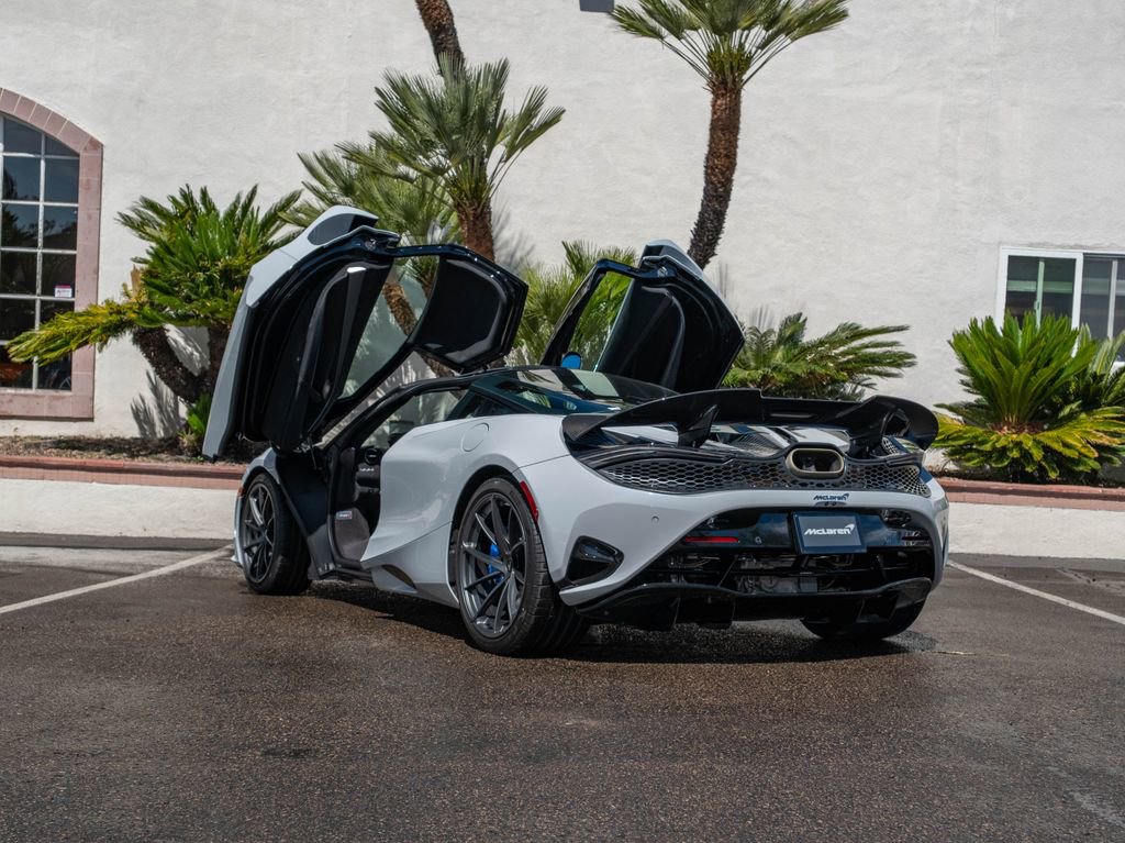 New 2026 McLaren 750S image 35