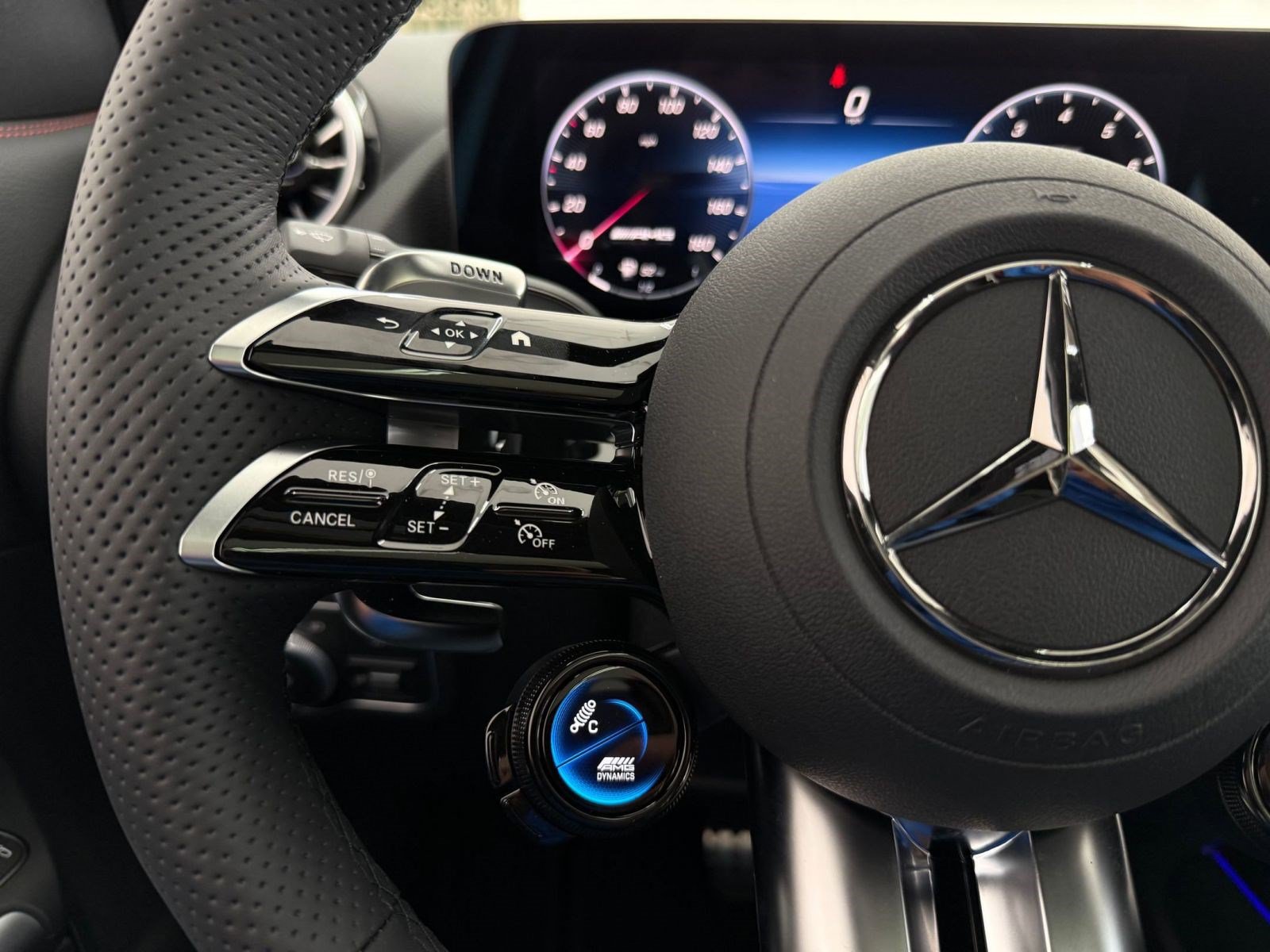 New 2026 Mercedes-Benz GLA 35 AMG 4MATIC image 15