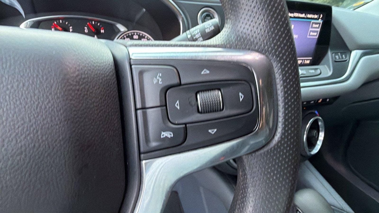 Used 2021 Chevrolet Blazer LT FWD image 28