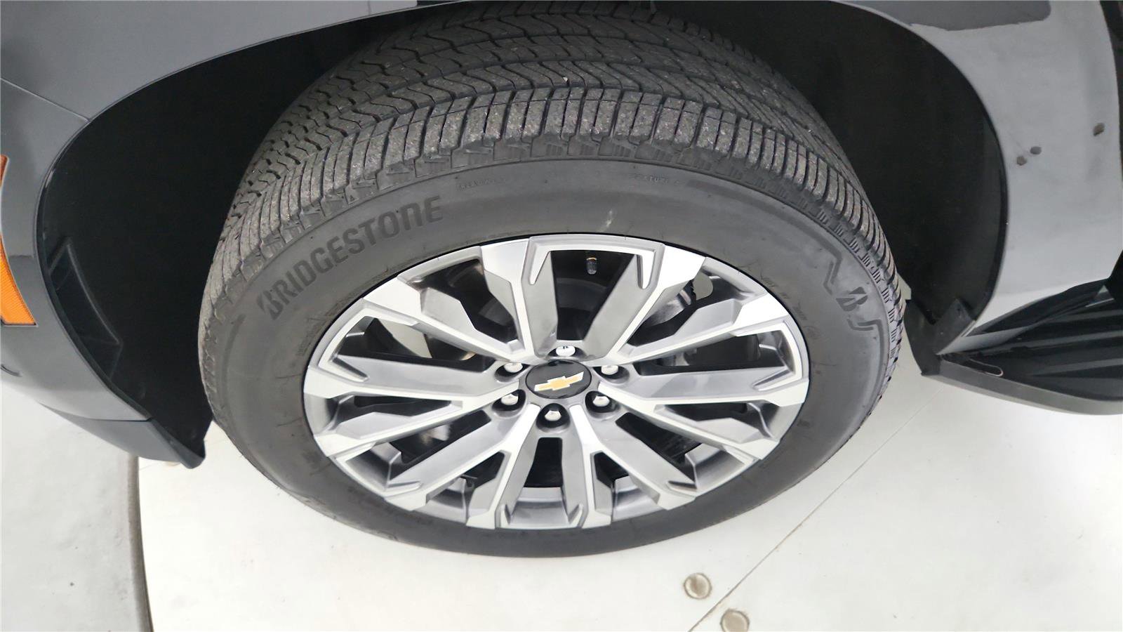Used 2025 Chevrolet Tahoe High Country image 33