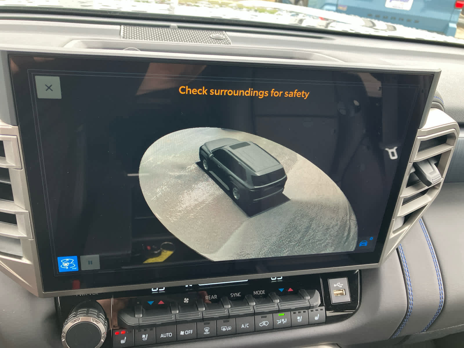 Used 2026 Toyota Sequoia Platinum AWD/4WD image 29