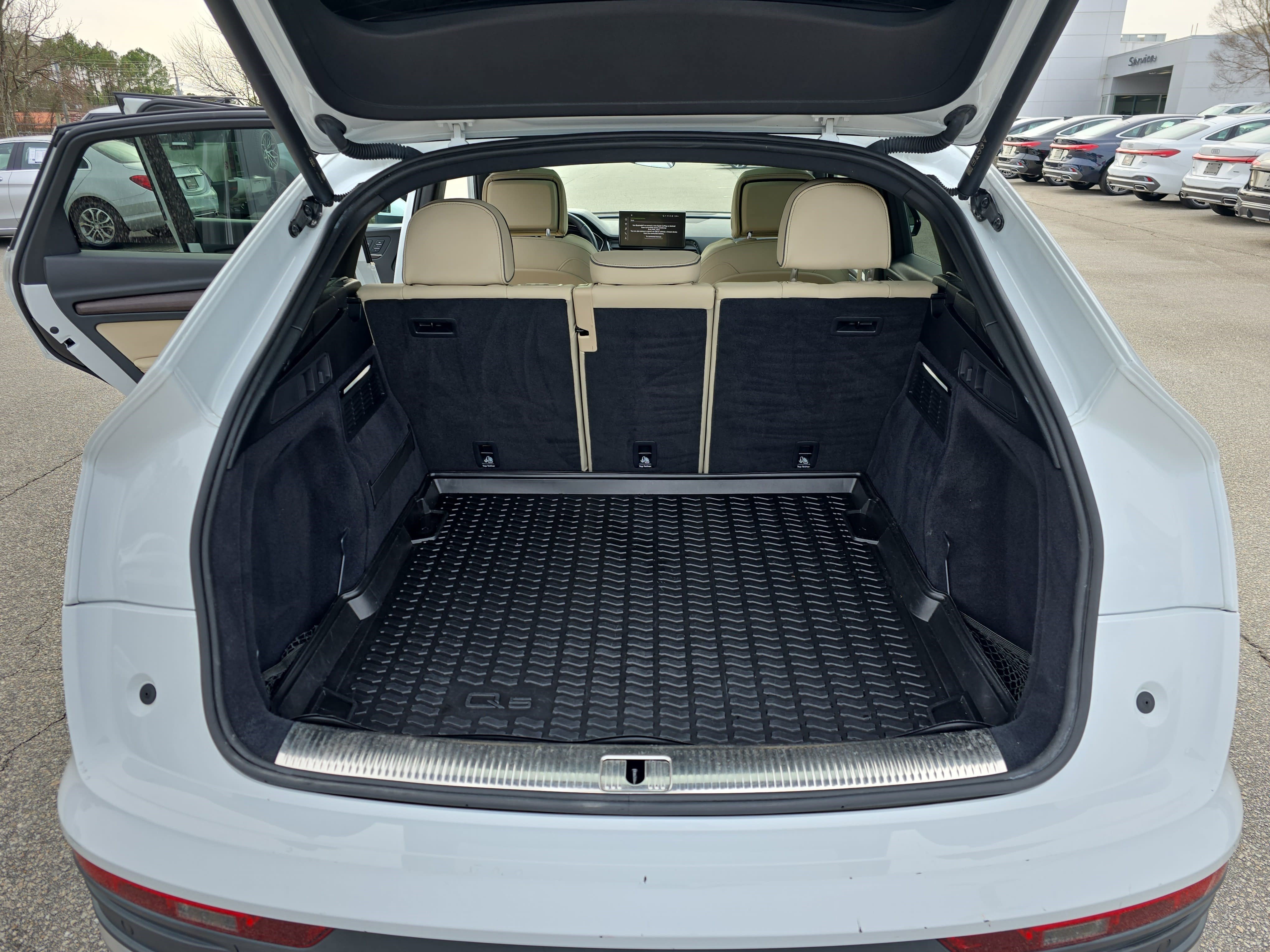 Used 2021 Audi Q5 2.0T Premium Plus w/ Premium Plus Package image 12