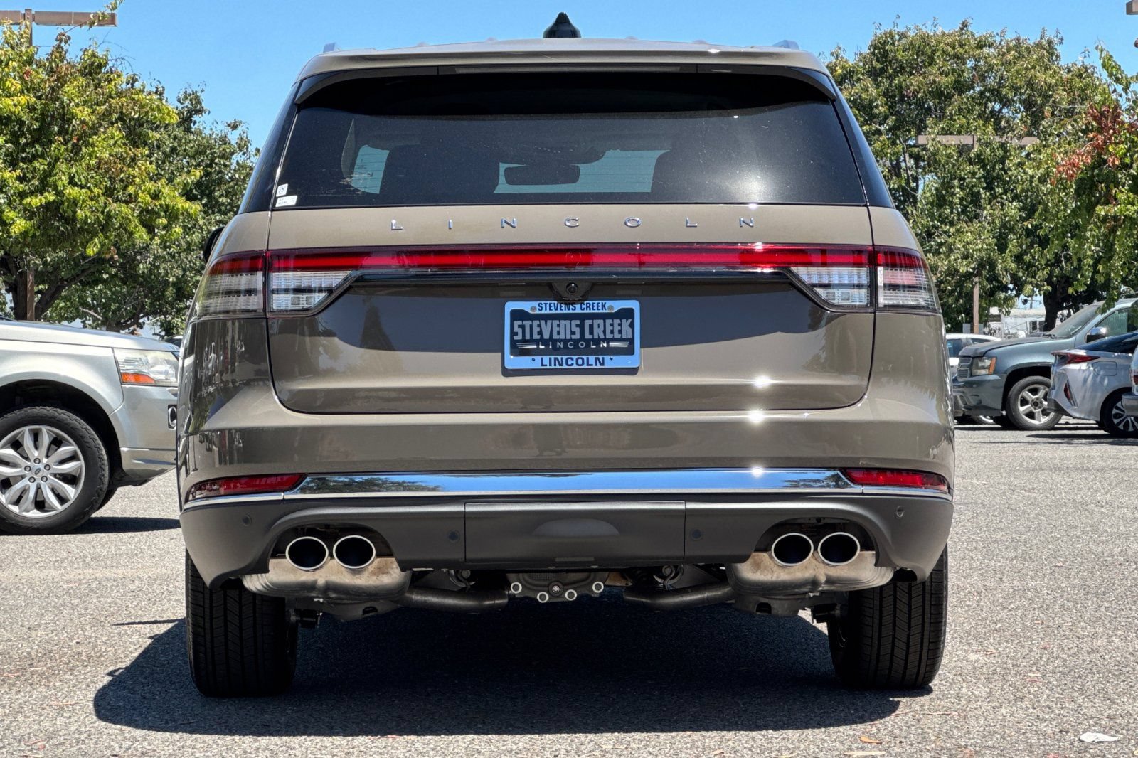 New 2026 Lincoln Aviator AWD image 5