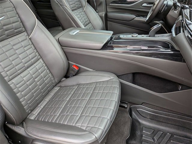 Certified 2023 Cadillac Escalade V w/ LPO, ONYX Package image 27