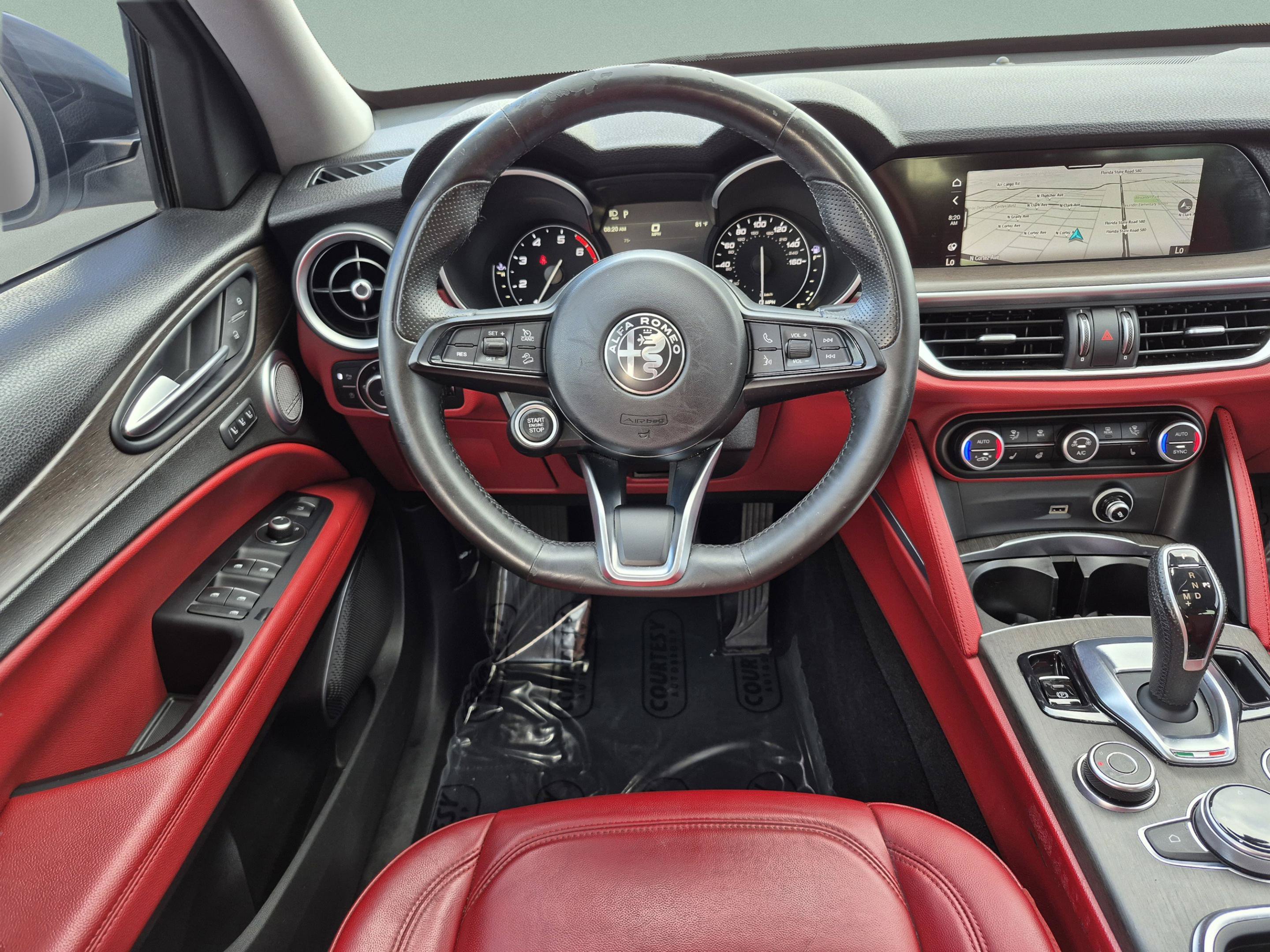 Used 2020 Alfa Romeo Stelvio Ti w/ Nero Edizione AWD/4WD image 14