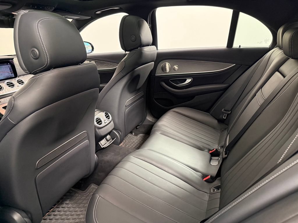 Used 2023 Mercedes-Benz E 450 4MATIC Sedan image 36