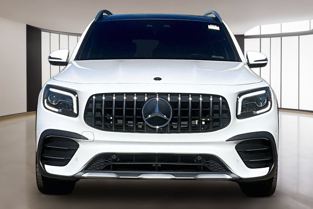 Used 2023 Mercedes-Benz GLB 35 AMG 4MATIC image 5