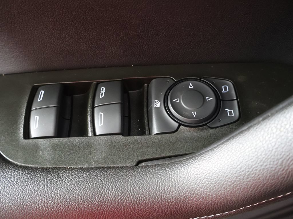 Used 2023 Chevrolet Blazer LT w/ LPO, Floor Liner Package FWD image 33