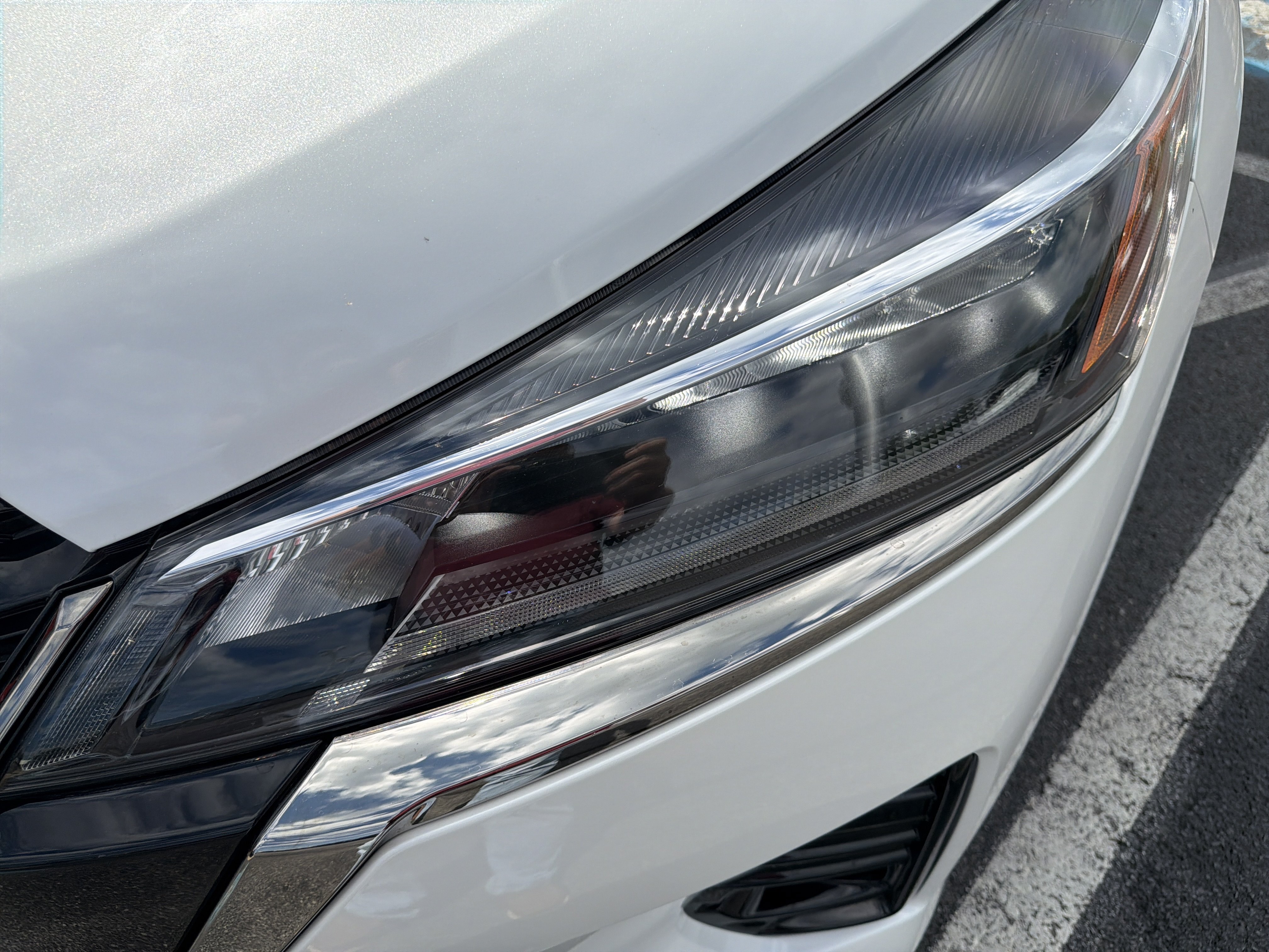 Used 2023 Nissan Kicks SR FWD image 16