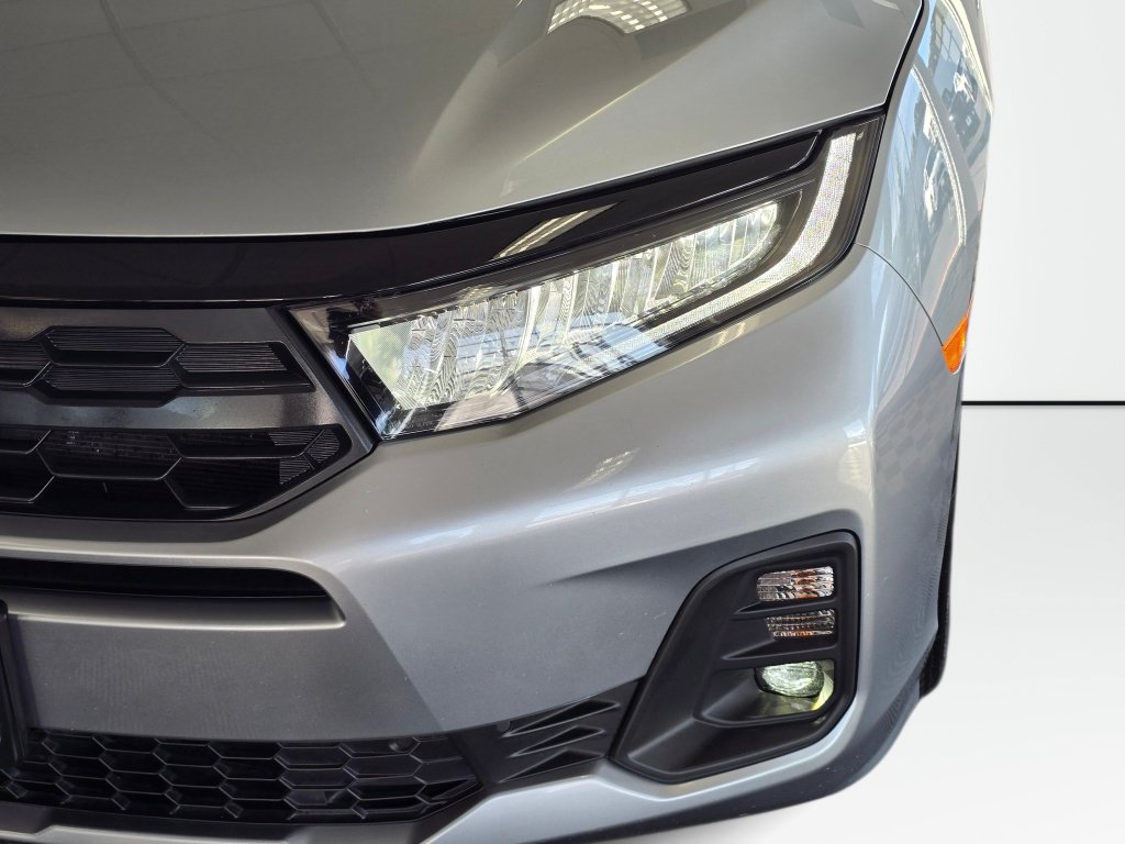 Used 2025 Honda Odyssey EX-L image 10