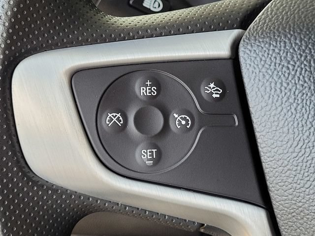 Used 2024 GMC Terrain SLE FWD image 24