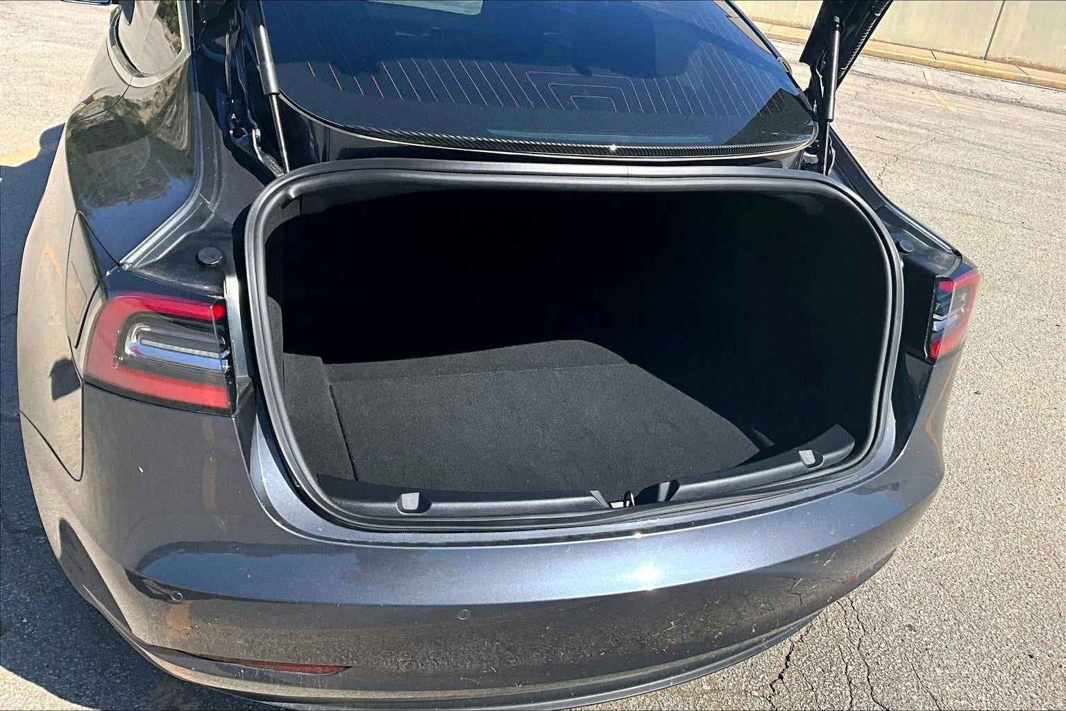 Used 2018 Tesla Model 3 Long Range AWD/4WD image 4