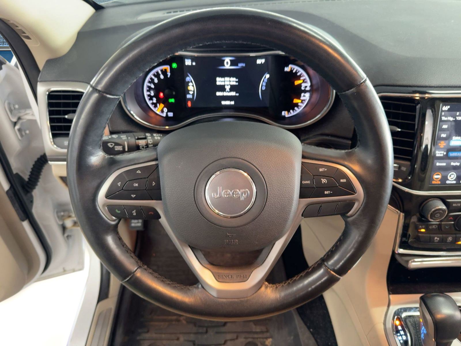 Used 2021 Jeep Grand Cherokee Limited image 18