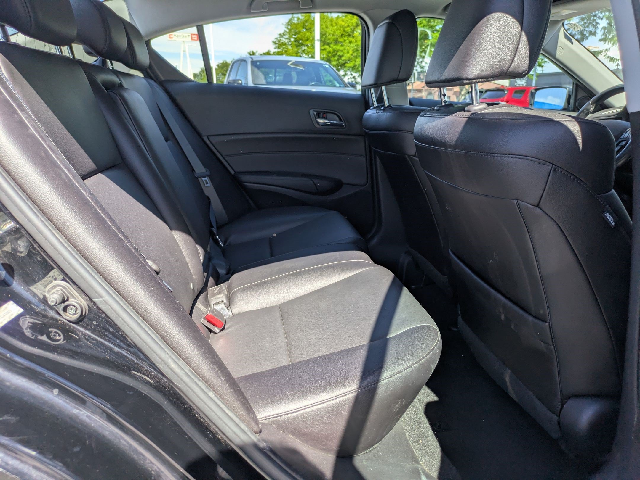 Used 2018 Acura ILX FWD image 29