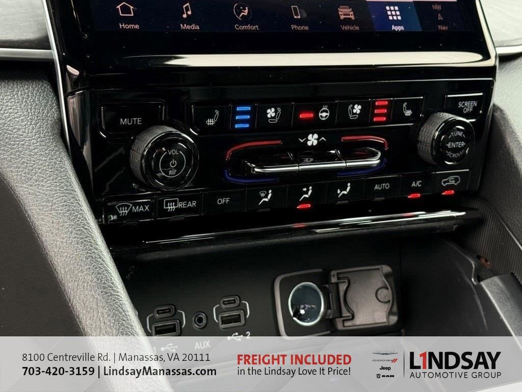 New 2025 Jeep Grand Cherokee L Limited w/ Luxury Tech Group II image 30