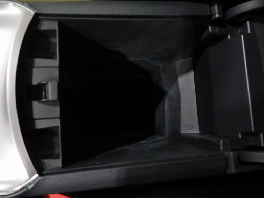 Used 2024 Ford Edge Titanium image 34