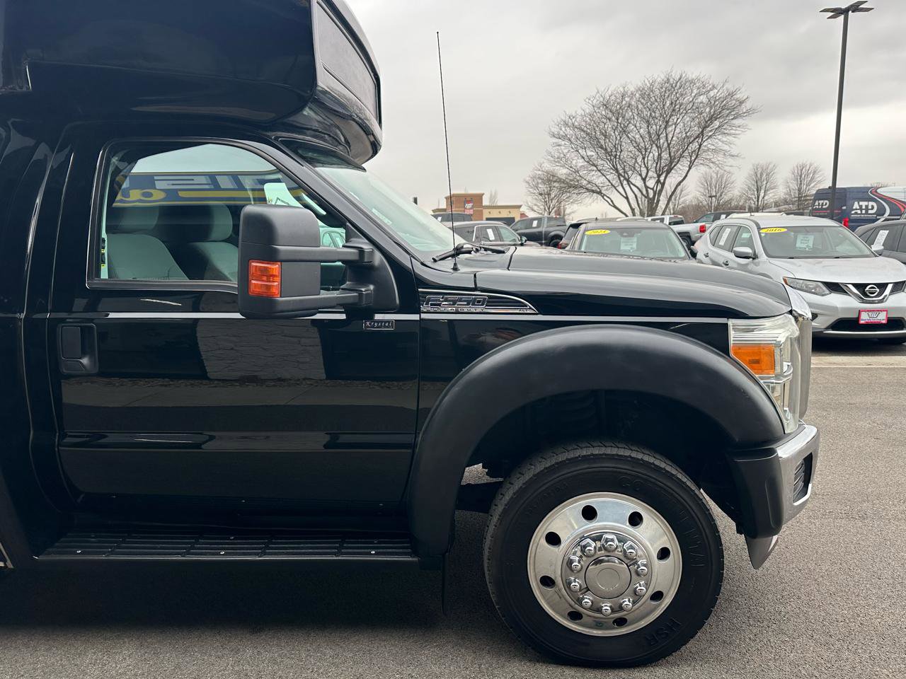 Used 2011 Ford F550 2WD Regular Cab Super Duty w/ Payload Upgrade Pkg image 9
