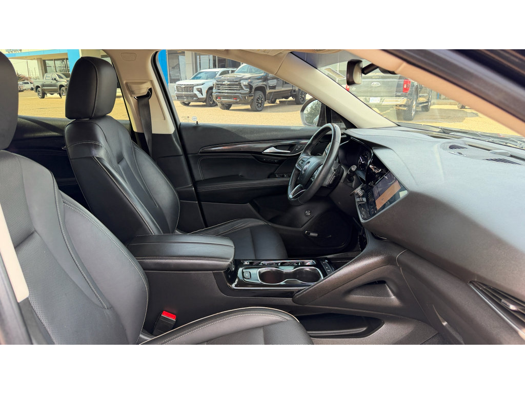 Used 2021 Buick Envision Essence w/ Technology Package I image 13