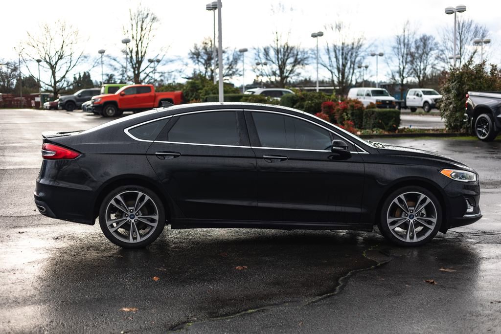 Used 2020 Ford Fusion Titanium image 29