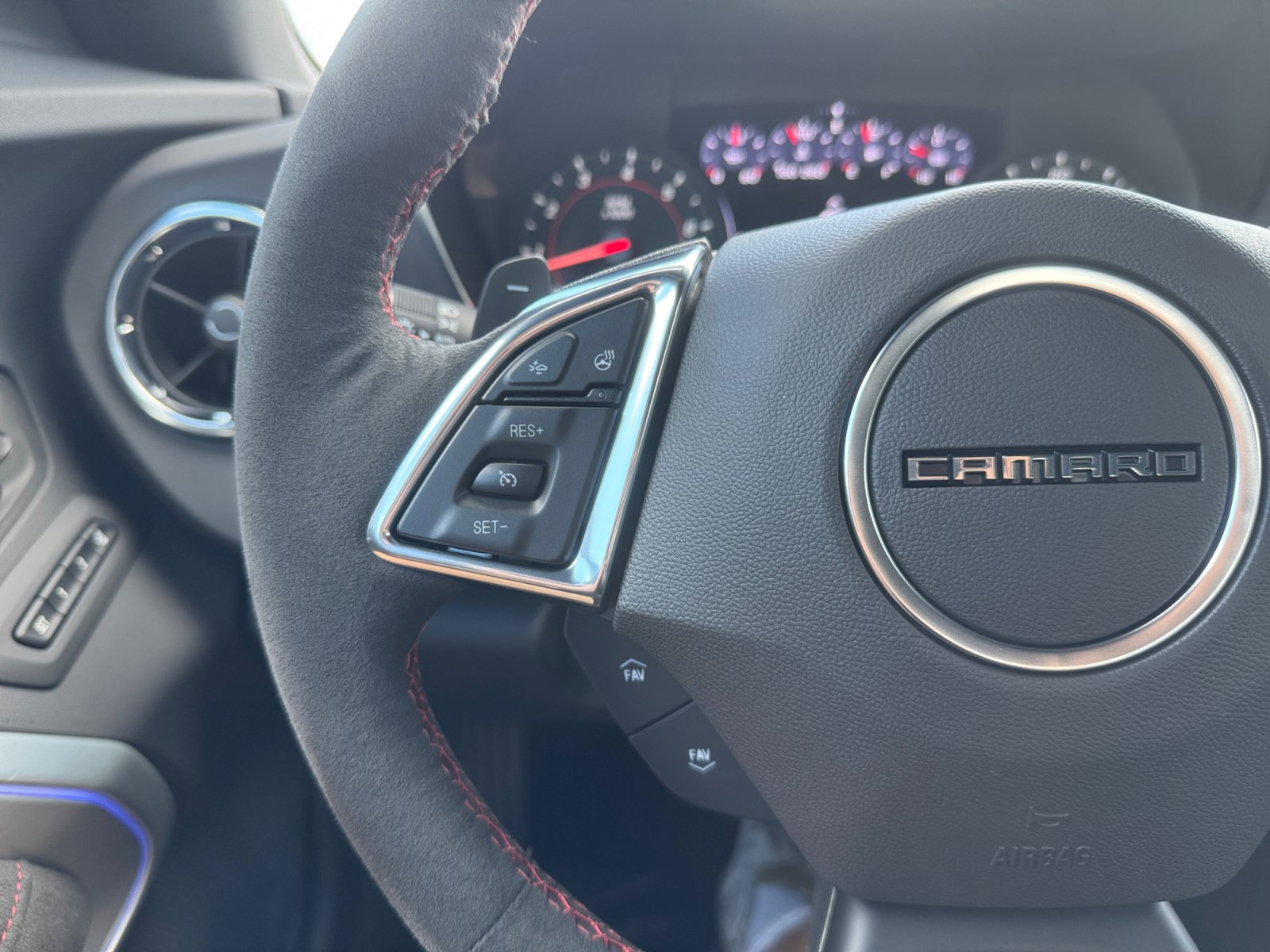 Used 2023 Chevrolet Camaro ZL1 RWD image 27
