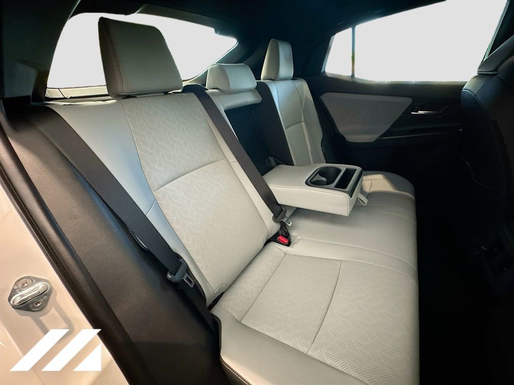 New 2026 Subaru Uncharted AWD image 26