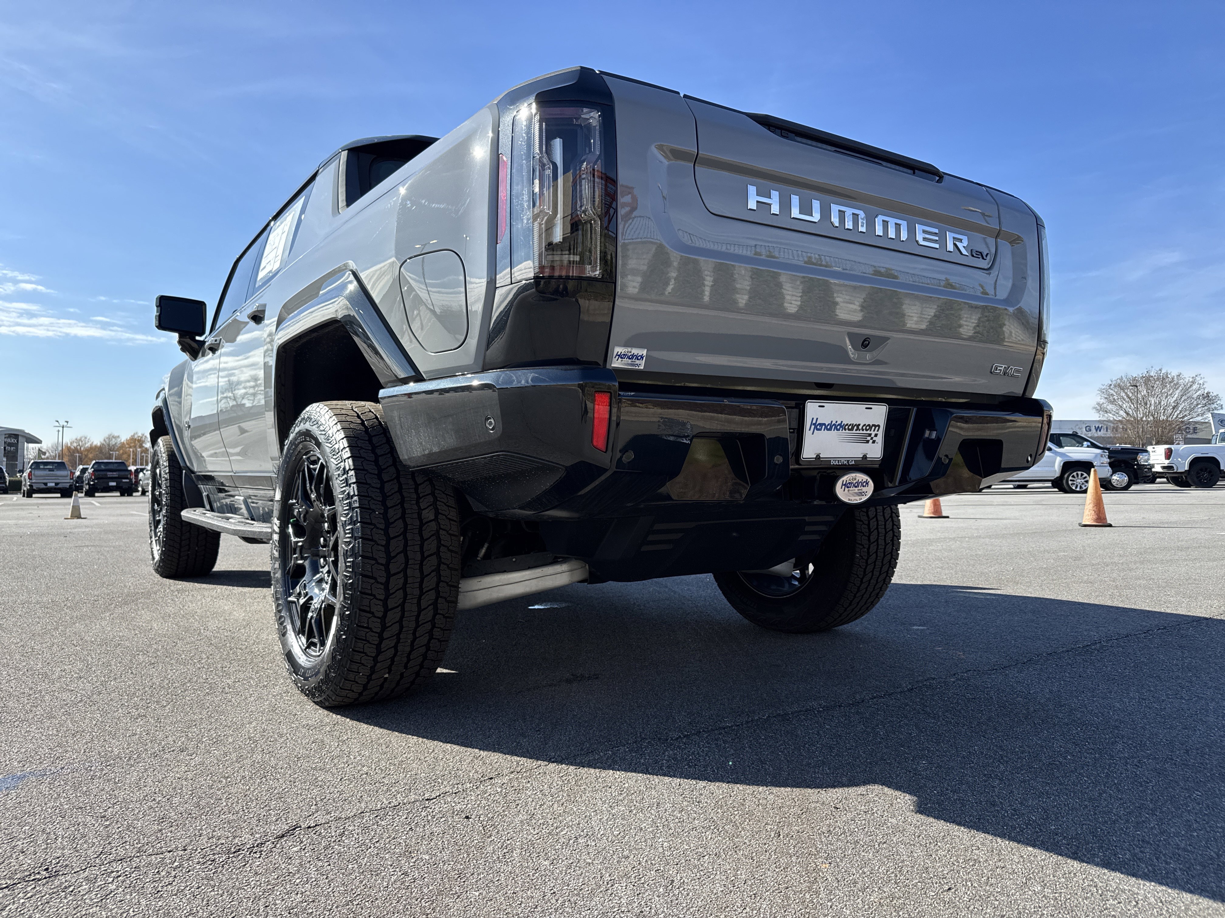 New 2025 GMC Hummer EV 2X image 8